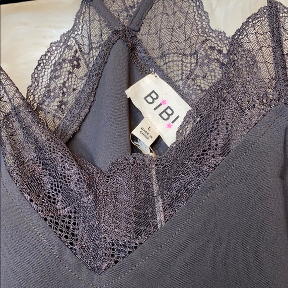 BIBI "LANDON" GRAY LACE CAMI - Picture 3 of 7
